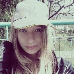 Hi,I love to sing and dance..


_WithLove :*
