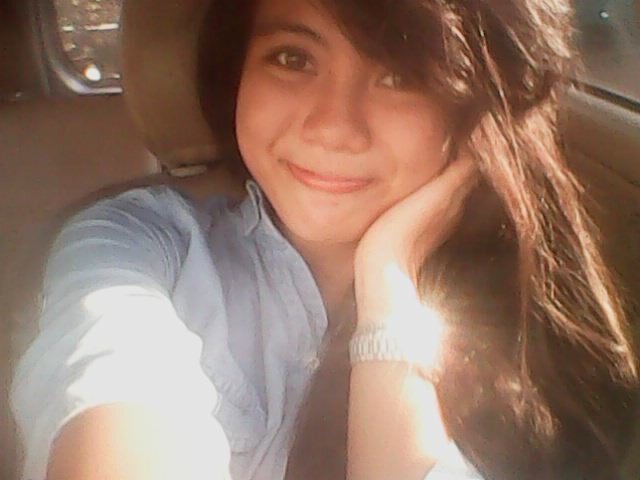 Orangtua :*|Baik hati,rajin menabung,suka menolong, ramah tamah,ramah lingkungan pokoknya susah ℓάћћ mendeskripsikan gue ini :D