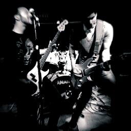 Thrash/Groove Metal Band from the Noughties, who likes to have a bit of fun.