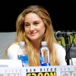 follow @demigodestiny if you haven't, this is her saved account :