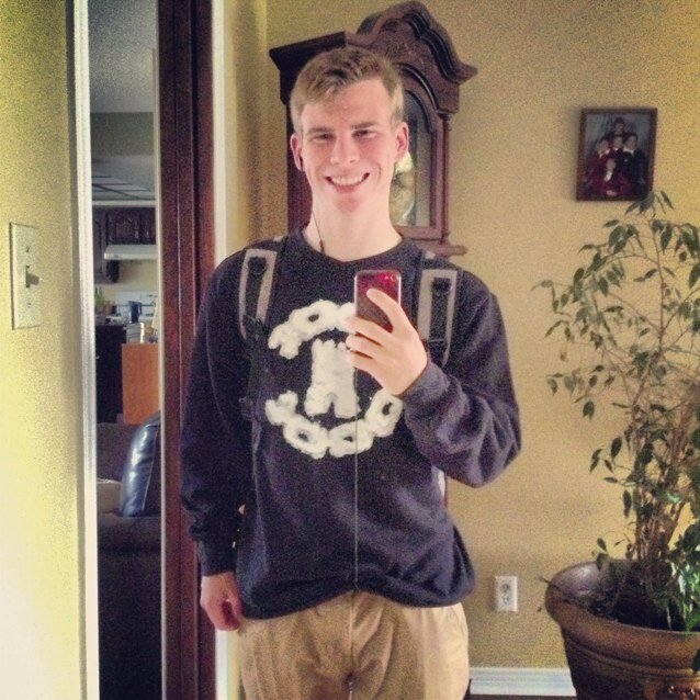 Im a semi professional gamer trying to work my way up to pro i would love to have all of your support :)