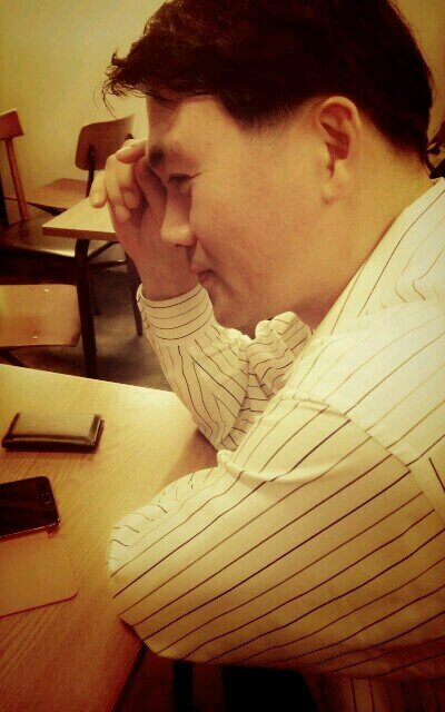 bjsong8282's profile picture. 금융인,Business Administration (Finance Ph.D 전공)