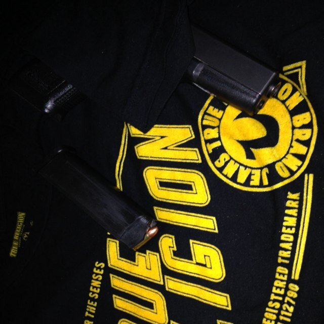 No lackin u fuck boys keep a thirty shot clip Forthefam is my campaign from Toronto to Alberta
