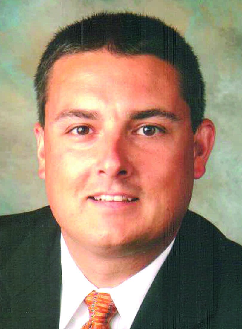 RobertWGuy's profile picture. Husband, father, son, brother. Proud to represent the hard-working, dedicated railroad workers throughout Illinois as SMART-TD State Director. #WIU Grad