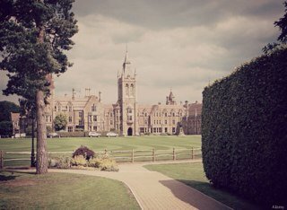 Welcome to Performing Arts Academy. Where a group of talented people come and share their gifts. DM/@ us for a role!