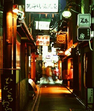 京都の美味しい居酒屋紹介してます。基本的気軽に行ける値段帯のお店中心です。よかったらフォロー、リツイートお願いします