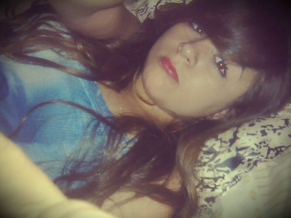 Amo praia, chocolate, macarronada , gosto também do danillo um carinha meio safado, Amo minha melhor bebelly, Não gosto de falsidade, Sou legal e simpática *-*