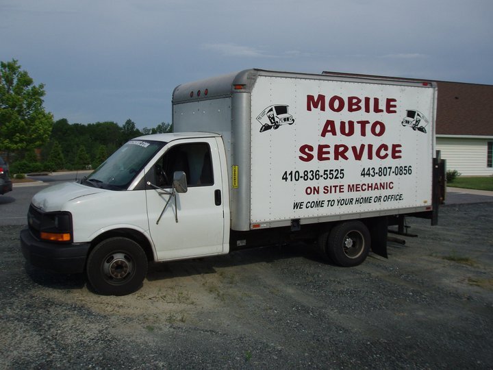 We are a remote mechanic business that will come to you to fix your every car need!!!!! Visit our website and give us a call!

http://t.co/FZ63Jiv6Qg