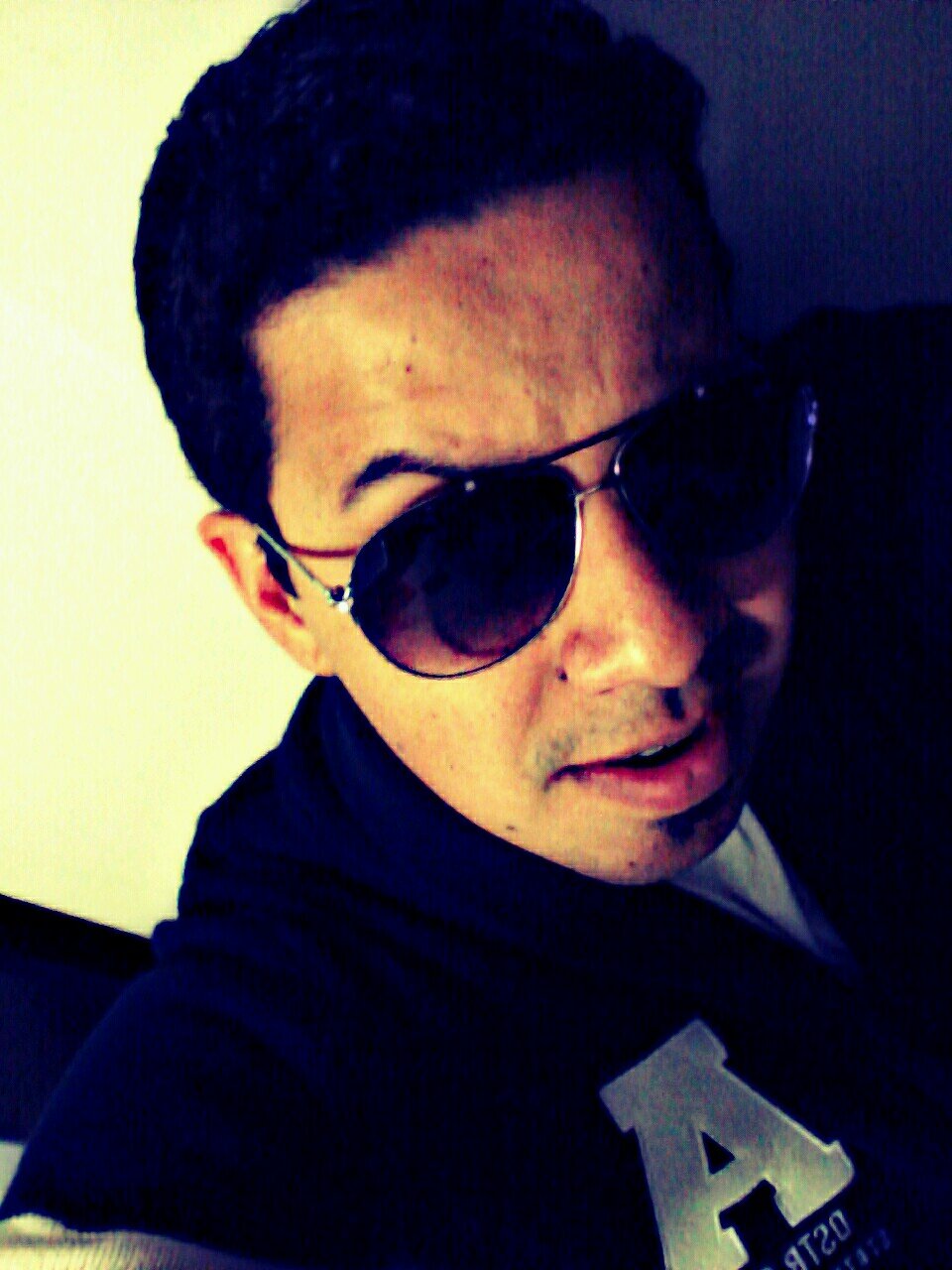Nerd. Vascaíno e fã de futebol. Conhecido no underground como o 'Pai da Alice'.

Criador do Cultura Random