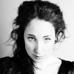 actrice, regisseur, schrijfster