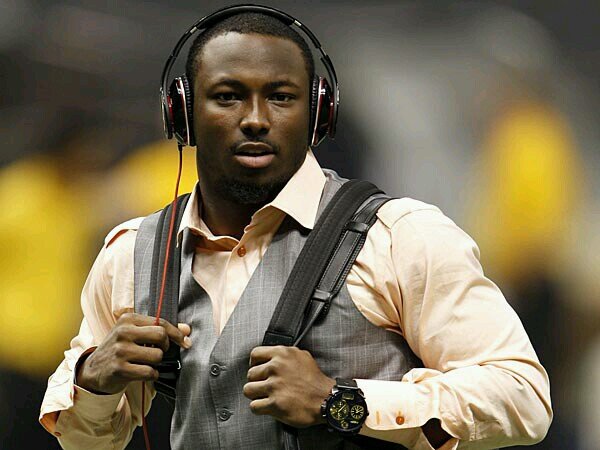 Eagles running back. Green Jesus. Master of the juke. Best in the league. AP who? I hate Knowshon Moreno. Not the real Lesean McCoy