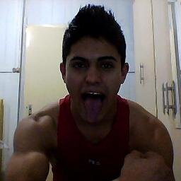 ''Se não bateu no peito, pode fazer mais uma
Se errou, faz de novo
Se doeu, se acostuma''...@Jaque_Patrik s2