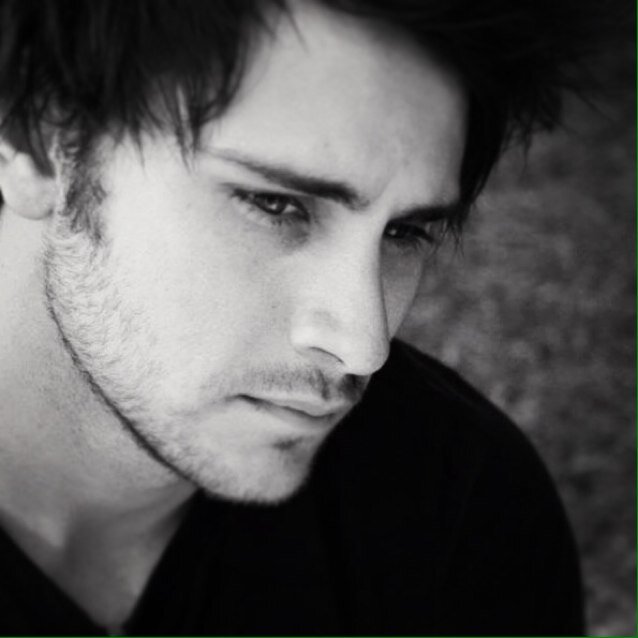 Dewald_Pieters's profile picture. Masters student @NWUPUK - Lead singer @Winterstasie - Guitarist @MosesMetroMan