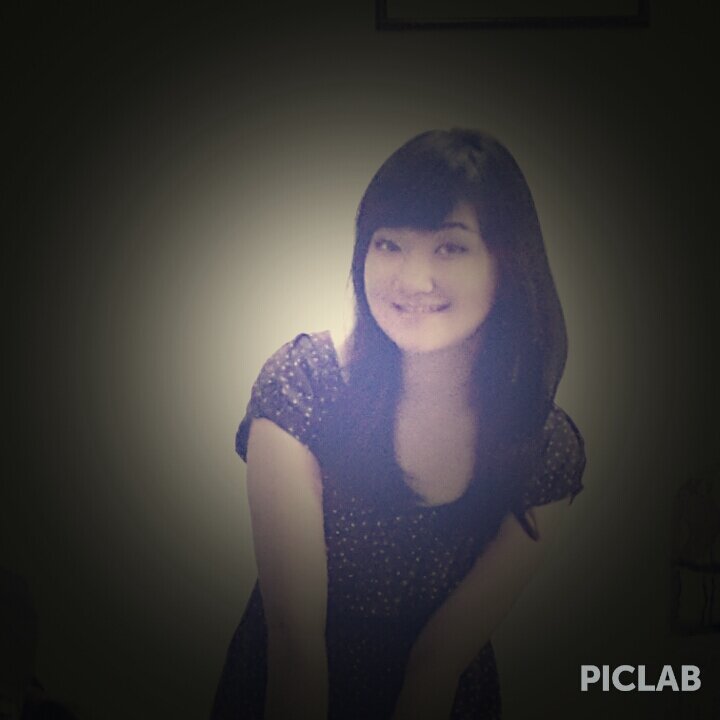 A positive attitude can really make dreams come true - it did for me. - David Bailey
