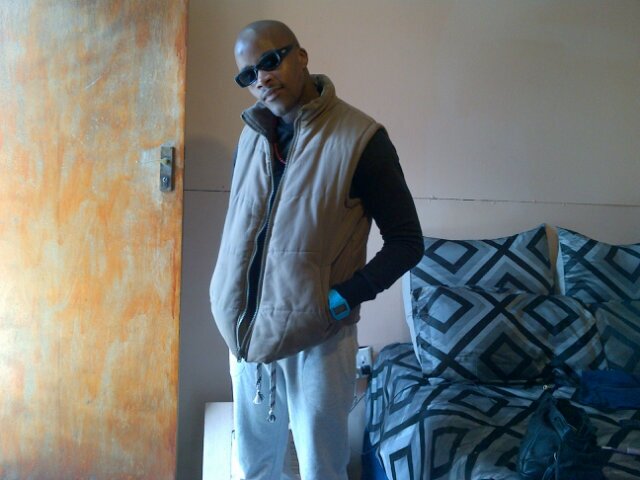 I'm a kind n trust worth guy u will never go wrong by trusting me