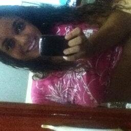 Eu sou um tipo de mulher que não abaixa a cabeça pra ninguém #FicaaDica ...