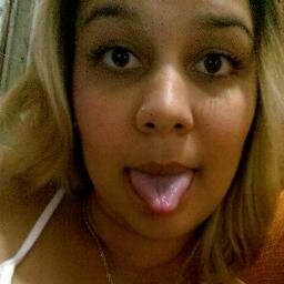 Preocupe-se mais com a sua consciência do que com sua reputação.
Pois a sua consciência é o que você é, e a sua reputação é o que os outros pensam de você.