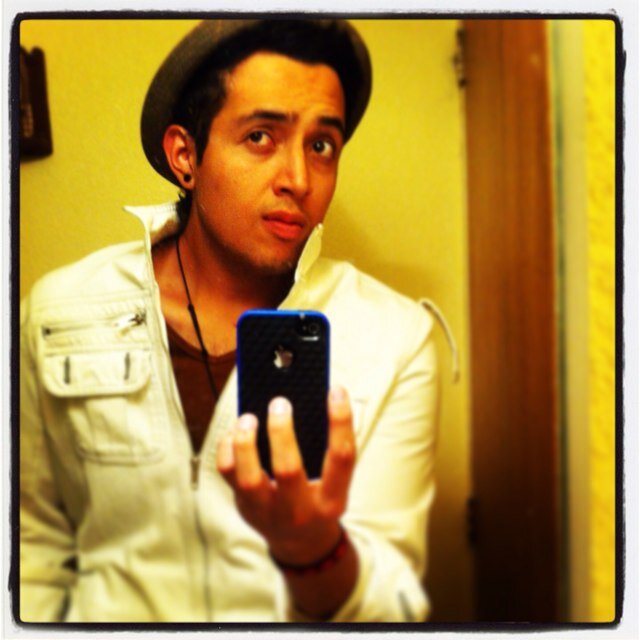 Estudiante de Ing. Sistemas Computacionales & Dj Set en Amanitek Label.