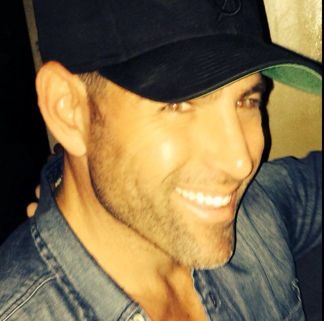 Shawndcohen's profile picture. EVP Universal Media @universalmediaus         • Survivor - Pearl Islands (season 7) ~ Life's an amazing journey, enjoy the ride . .