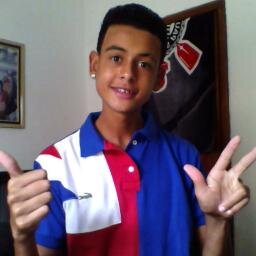 um menor sonhador em busca da feliçidade ♪