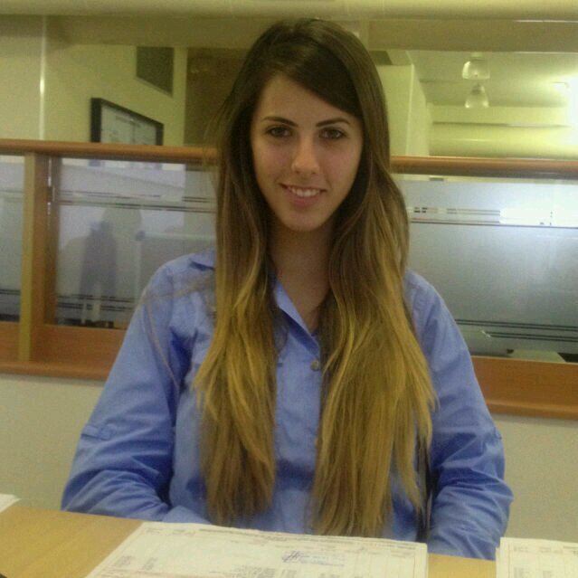 AmandaGonzalo's profile picture. Be Yourself. Express Yourself.