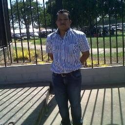 sencillo, humilde, soñador y buena gente dicen por ahi!! pa que mas
