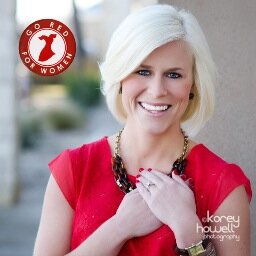PR & graphics geek, east Austin dweller, yogi who loves to run, Andy Warhol fan with a Blue Lacy pup named Raleigh.