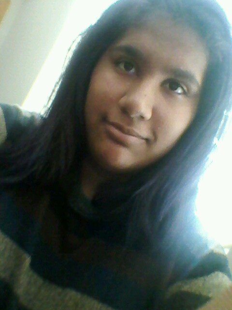 Anika,15,bassist,I love grunge,metal,and punk,Nirvana, Alice in Chains,and Hole forever,peace,love, and empathy ^.^