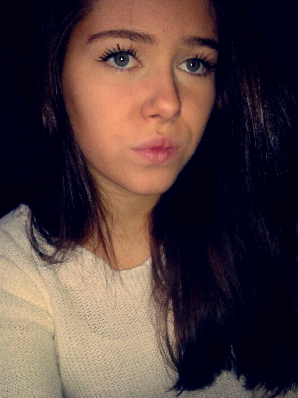 follow me and i'll follow you back! ♡