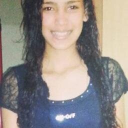 “Sorrir não significa está Feliz.”