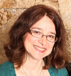 🇨🇦Award winning author, blogger, believer. Writer of #WW2 #historicalfiction Teller of #truth https://t.co/Fyehkt7dZR…