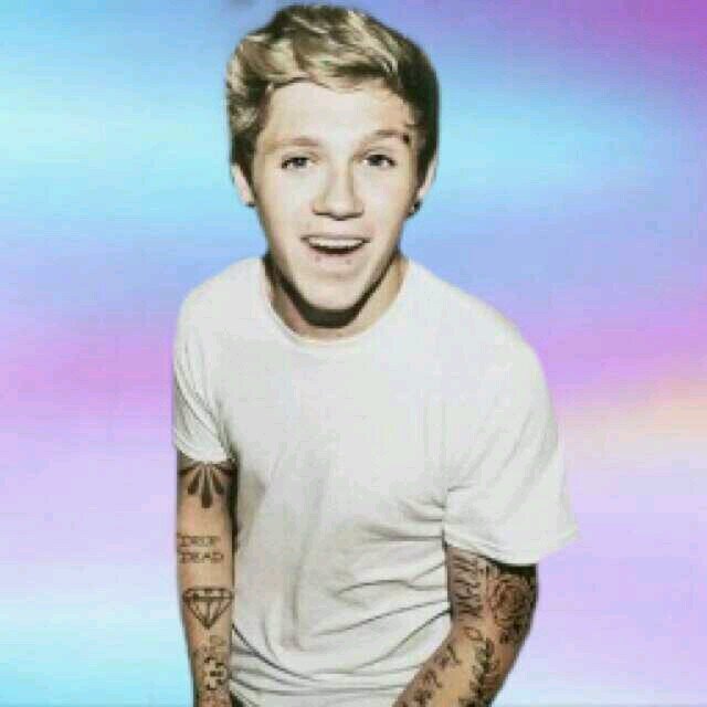 FOLLOW @adorethehoran FOR DMS TO NIALL THE VAMPS LM AND MORE