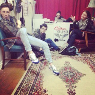 itslauraday_'s profile picture. I don't know the way but I'll be there soon..