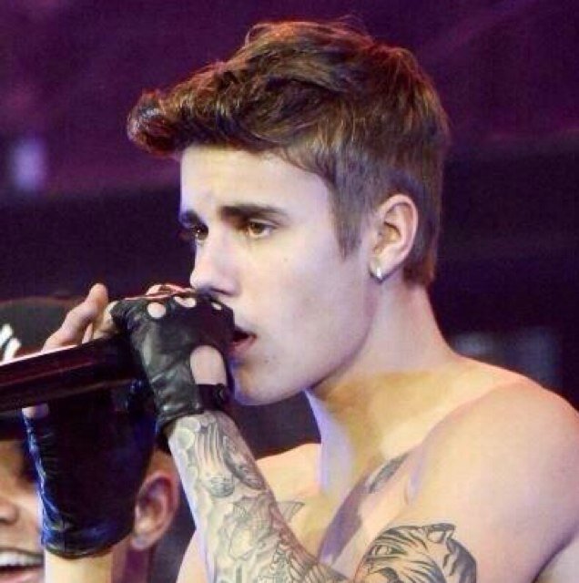 I have an amazing little sister, she just want to be the OLLG #BELIEVE // #JBFollowmaggie_mtz ⌊ᵒᵛᵉᵧₒᵤᴮᴵᴱᴮᴱᴿ ♥