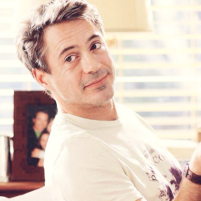 Im a new acc but i was the one who created @AmazingDowneyjr and i had some problems to log in with that acc so please follow me here. Im rob_downeyjr on IG :D