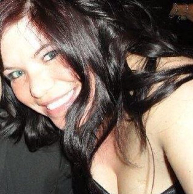 ambular2181's profile picture. Taco & wine enthusiast. Makeup and skincare junkie. Supports local music. Chicago Cubs. Loving life ❤️