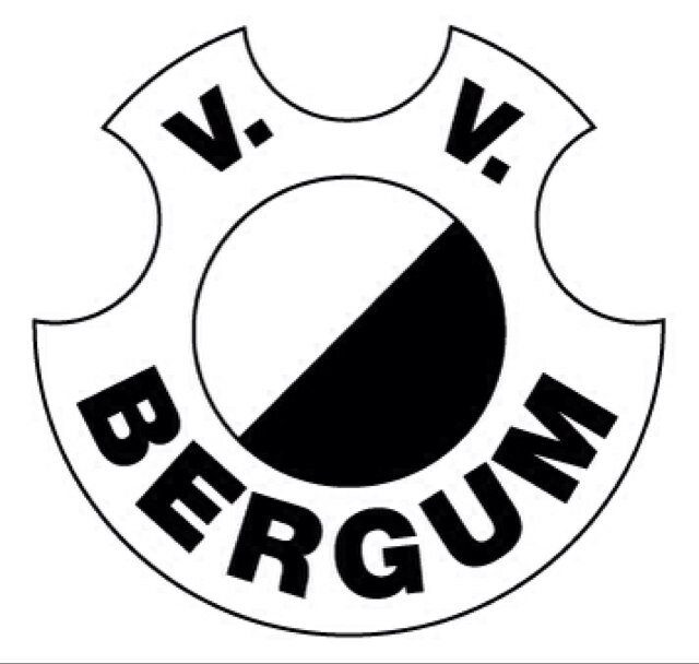 3e elftal van v.v. Bergum • Reserve 4e klasse van het zondag voetbal • Karwei Burgum • De Spriet Bouwbemiddeling • Wurkz•