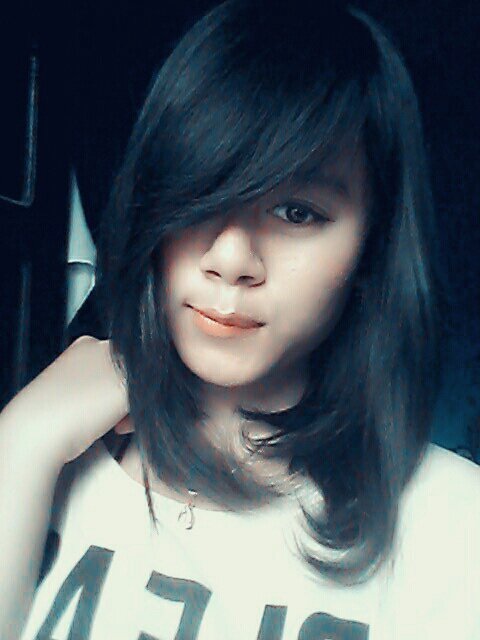 asli manis tanpa pemanis buatan, tapi kagak cantik sih..cuman sedikit macho B-)