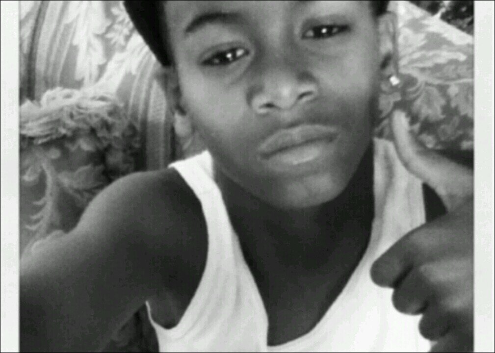 dopest_louie's profile picture. Jalen-Naviyd Saqir is the name but I only answer to Louie Dope #LegacyGangKillEmAll