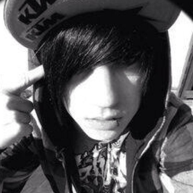 Hey, im... If you wanna know, come talk to me. (Multi RP)