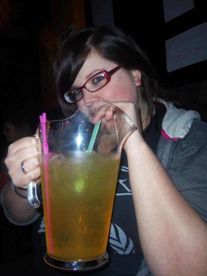 heyy annie here larger than life big smile crazy life and a geek!! #lovelife