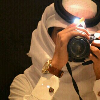 وَآشٺقٺ لمن ﺂاخذٺهّہُ ‏​‏‏​‏            ·̵ ﺂلدنيُا بعيَدا عنيّ ..♡