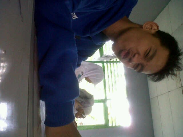 DeriIDIOT's profile picture. 