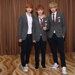 ฟะ ฟอลเค้าหน่อยนะ  ทักได้ไม่กัด ฉีดยาแบ้ว (?) อิอิ ฮัก exo หล๊ายหลายเด้อ เฮาเป็น อซฟ ฟอลมาโล่ดๆ บ่กัด เฟลลี่ ^^ ปรี๊งๆรู้นะว่าอ่านอยู่ ฟอลเหอะ ....555