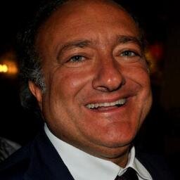 abbronzato 365 giorni l'anno -
da demobersaniano e demorenziano - MEDIATORE INFALLIBILE -
FAKE ACCOUNT