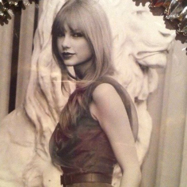 | * | RH girl | * | Music. Movies. 
Taylor Swift is my life.
