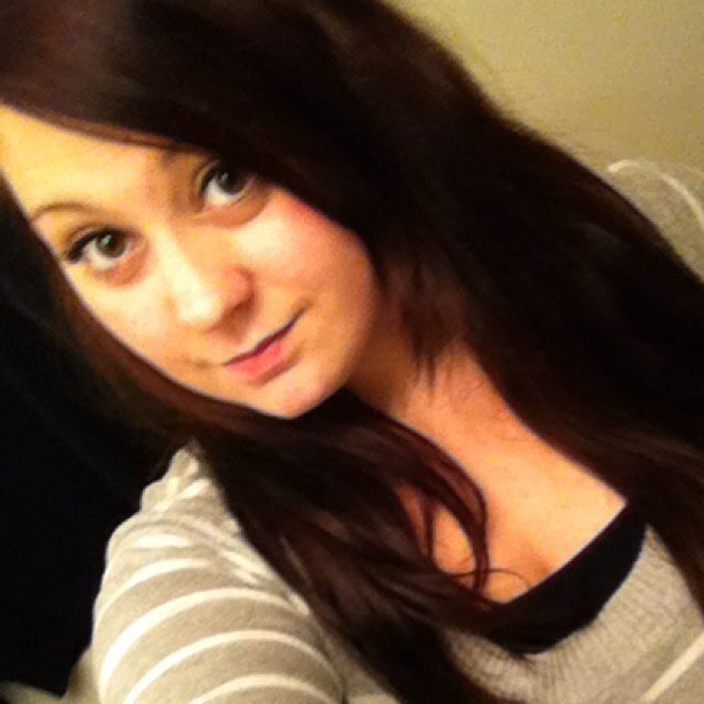 EmilyEmilysuer's profile picture. 