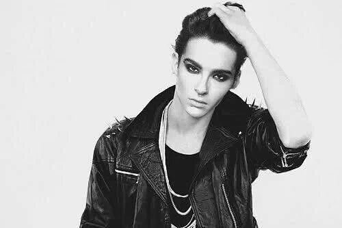 tokio hotel ● you me at six ● the beatles ● pink floyd ● bob dylan ● creedence clearwater revival ● all time low