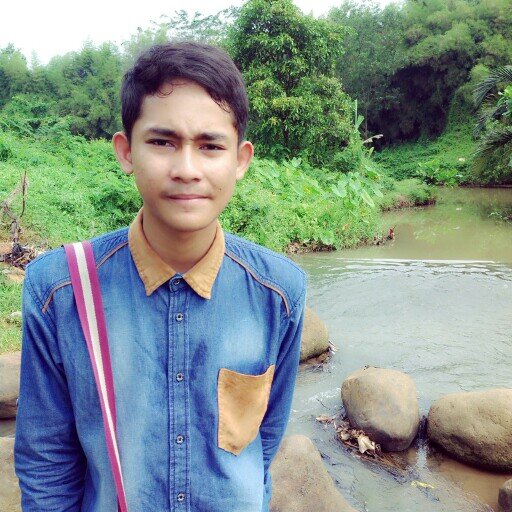 Ilmu yg menuntun kita kepada masa depan yg hebat . always potive thinking for my future :)