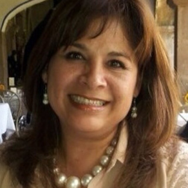 AlmaSmtz's profile picture. 